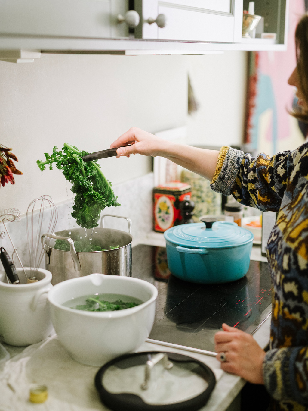 Siri Barje cooking cabbage
